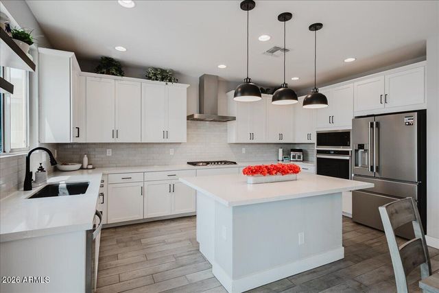 17313 W WOOD Drive, Surprise, AZ 85388