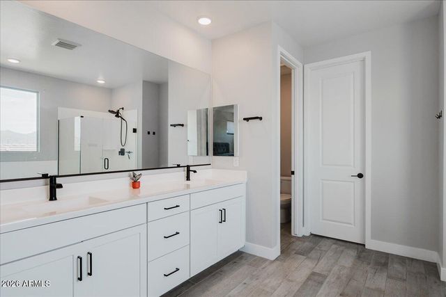 17313 W WOOD Drive, Surprise, AZ 85388