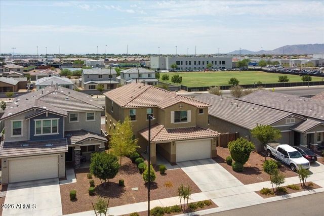 17313 W WOOD Drive, Surprise, AZ 85388