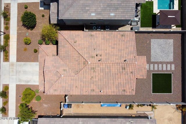 17313 W WOOD Drive, Surprise, AZ 85388