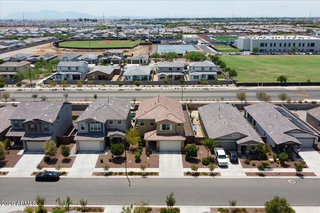 17313 W WOOD Drive, Surprise, AZ 85388