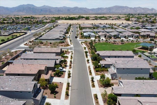 17313 W WOOD Drive, Surprise, AZ 85388
