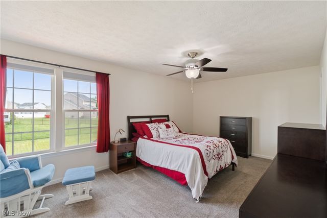 2489 Captens Street NE, Canton, OH 44721
