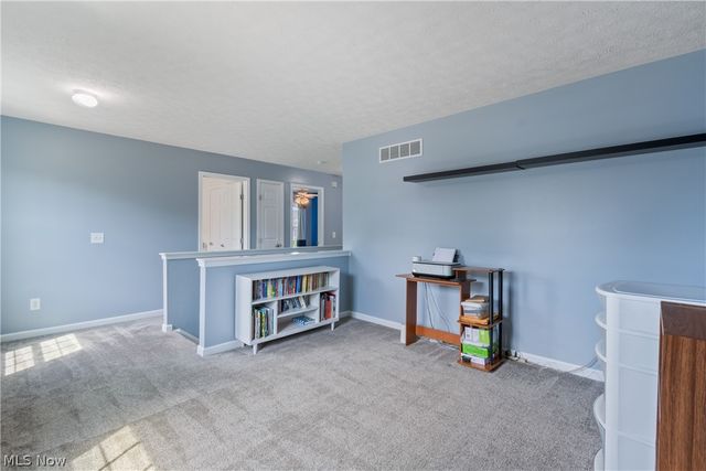 2489 Captens Street NE, Canton, OH 44721