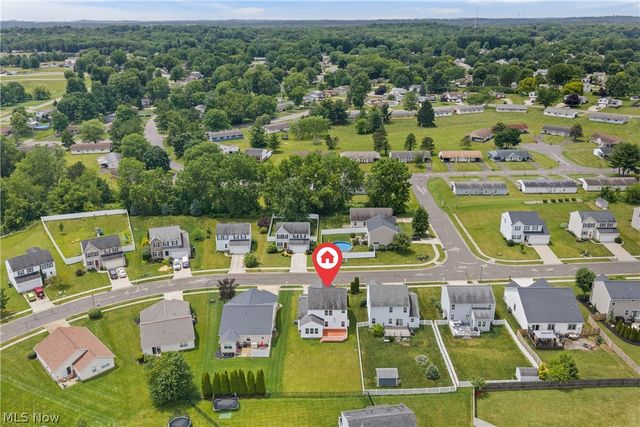 2489 Captens Street NE, Canton, OH 44721