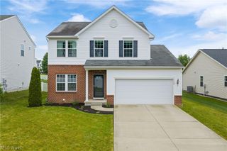 2489 Captens Street NE, Canton, OH 44721