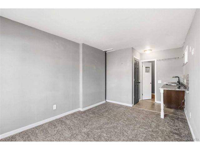 1511 Server Dr, Colorado Springs, CO 80910