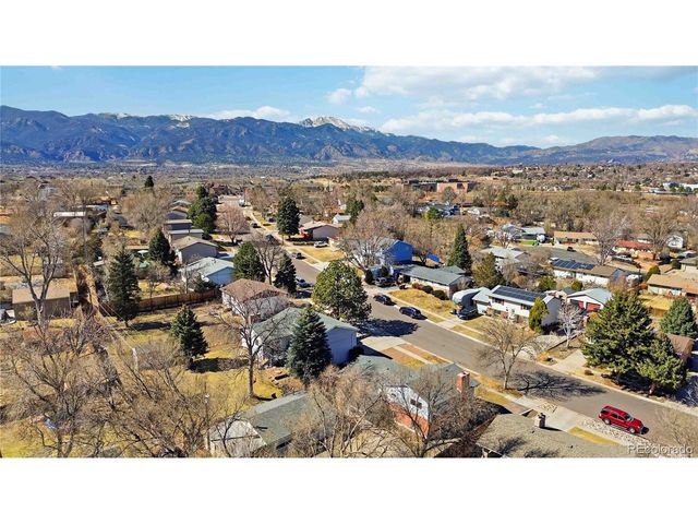 1511 Server Dr, Colorado Springs, CO 80910
