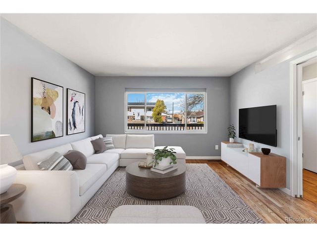 1511 Server Dr, Colorado Springs, CO 80910