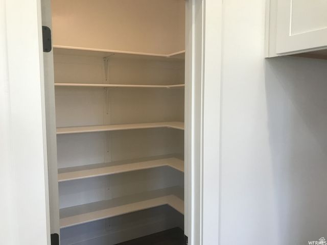 1092 E 300 S, Smithfield, UT 84335