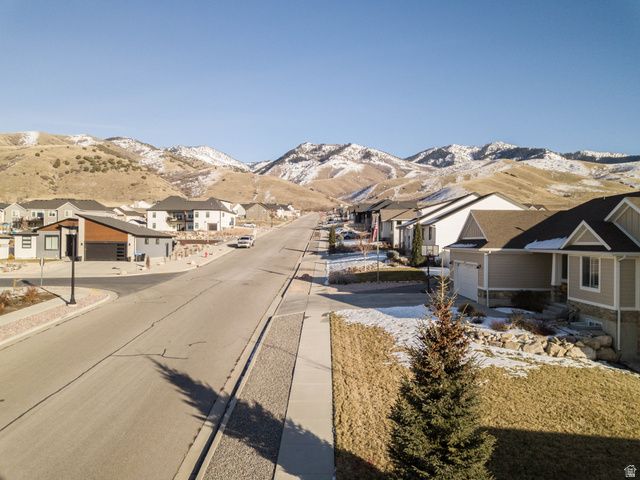 1092 E 300 S, Smithfield, UT 84335