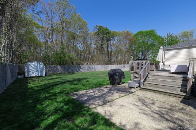 149 Barton Lane, Bayport, NY 11705