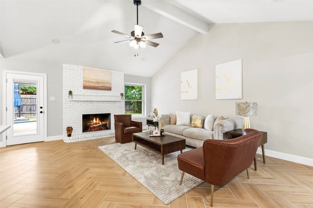 6000 Kenilworth Drive, Arlington, TX 76001