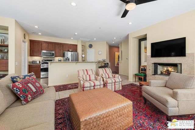 1408 Avenida Montana, Palm Springs, CA 92262