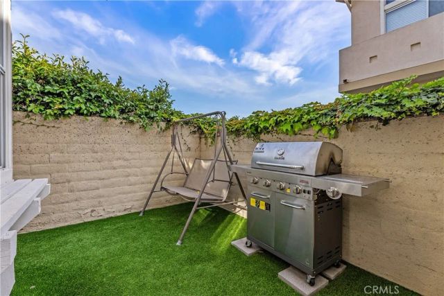2936 Claremore Lane, Los Alamitos, CA 90720