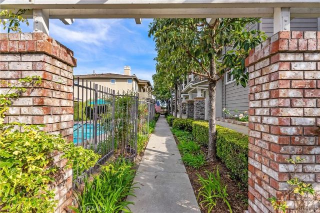 2936 Claremore Lane, Los Alamitos, CA 90720