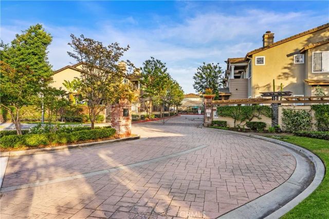 2936 Claremore Lane, Los Alamitos, CA 90720