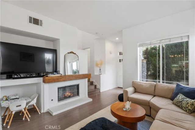 2936 Claremore Lane, Los Alamitos, CA 90720