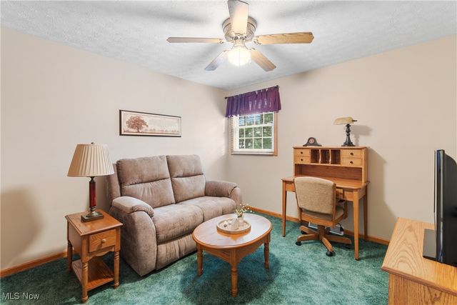 9766 Smithdale Avenue NE, Hartville, OH 44632