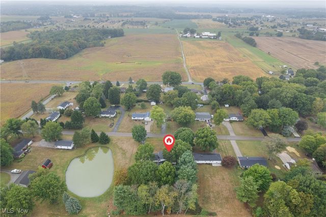 9766 Smithdale Avenue NE, Hartville, OH 44632