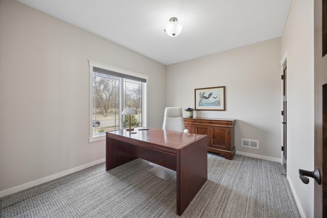 6824 W Shadow Lake Drive, Lino Lakes, MN 55014