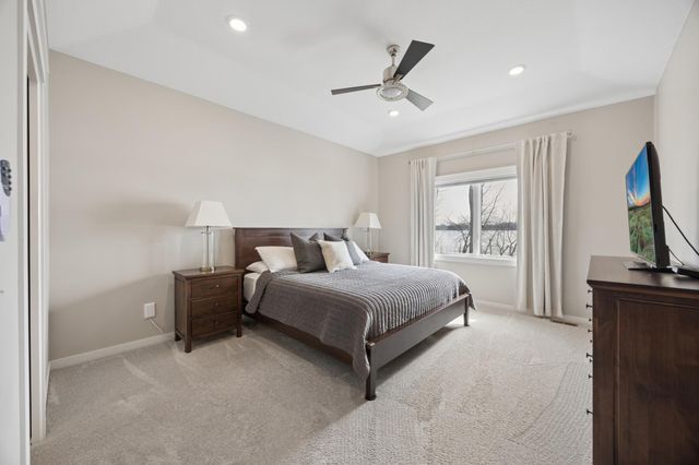 6824 W Shadow Lake Drive, Lino Lakes, MN 55014