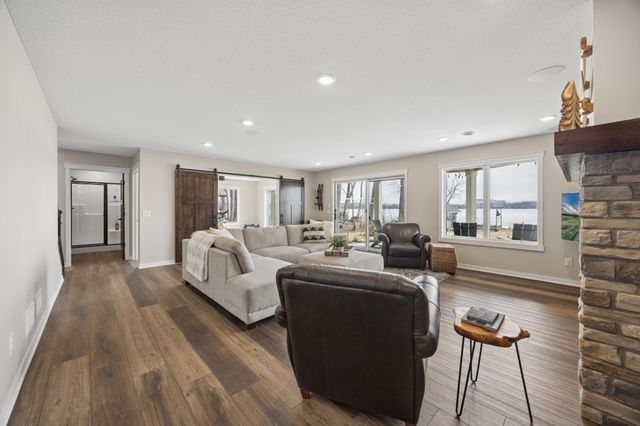 6824 W Shadow Lake Drive, Lino Lakes, MN 55014