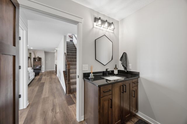 6824 W Shadow Lake Drive, Lino Lakes, MN 55014