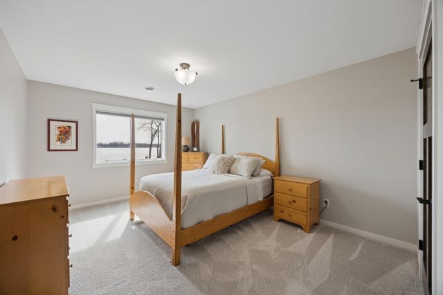 6824 W Shadow Lake Drive, Lino Lakes, MN 55014