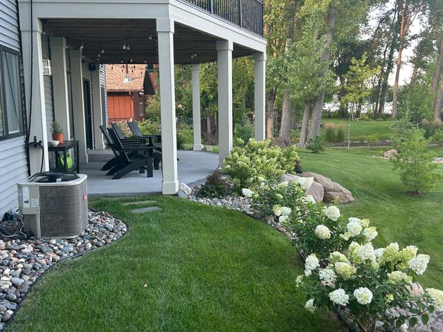 6824 W Shadow Lake Drive, Lino Lakes, MN 55014