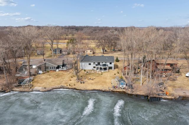 6824 W Shadow Lake Drive, Lino Lakes, MN 55014