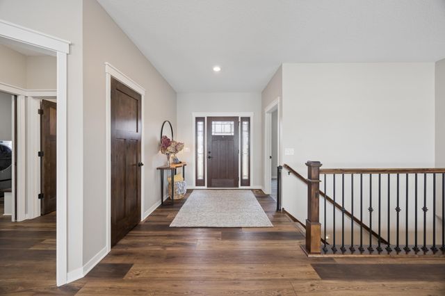 6824 W Shadow Lake Drive, Lino Lakes, MN 55014