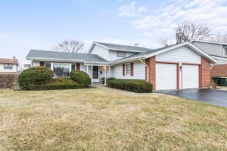 951 Lonsdale Road, Elk Grove Village, IL 60007