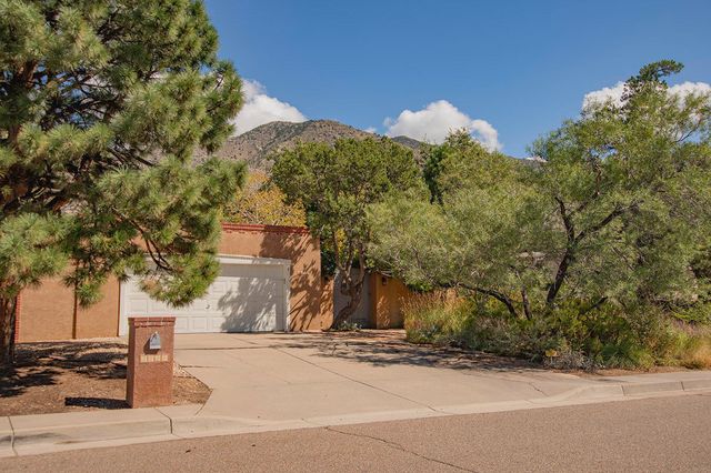 3020 Matador Drive NE, Albuquerque, NM 87111