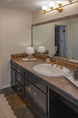 3020 Matador Drive NE, Albuquerque, NM 87111