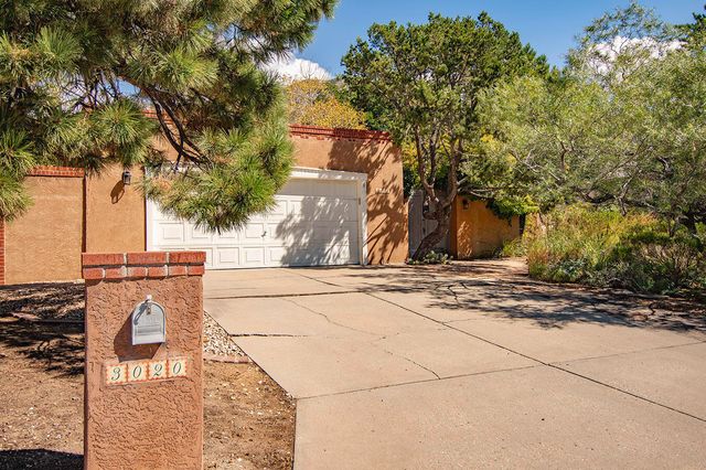 3020 Matador Drive NE, Albuquerque, NM 87111