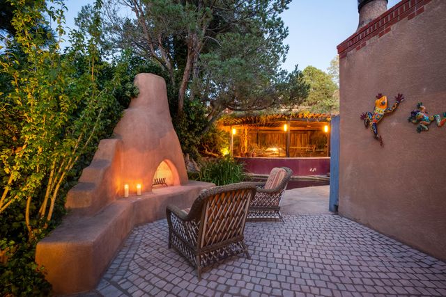 3020 Matador Drive NE, Albuquerque, NM 87111