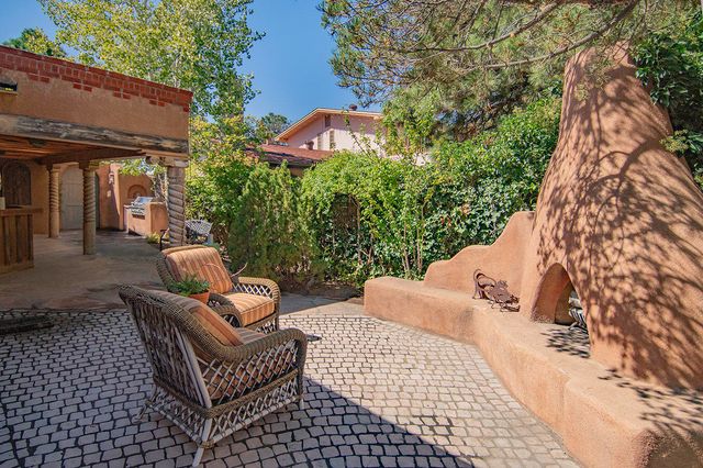 3020 Matador Drive NE, Albuquerque, NM 87111