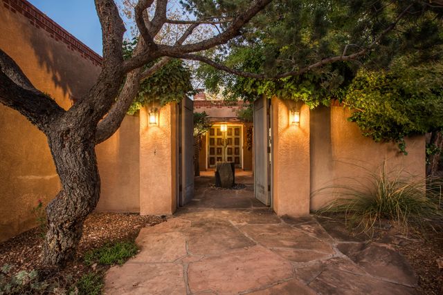 3020 Matador Drive NE, Albuquerque, NM 87111