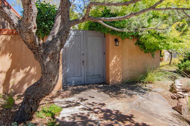 3020 Matador Drive NE, Albuquerque, NM 87111