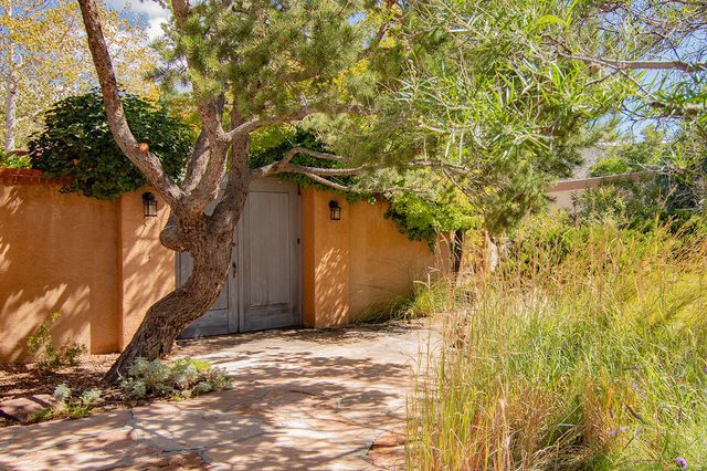 3020 Matador Drive NE, Albuquerque, NM 87111