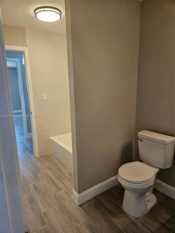 3906 NW 207th St Road 3906, Miami Gardens, FL 33055