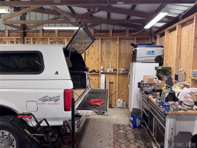 17603 E Meadow Lane, Claremore, OK 74017