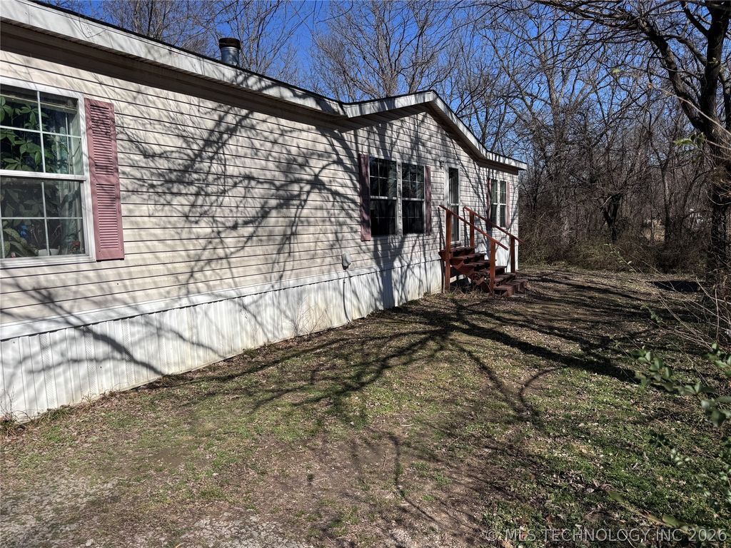 17603 E Meadow Lane, Claremore, OK 74017