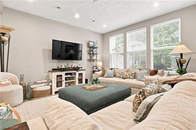 27878 Birchwood Court, Westlake, OH 44145