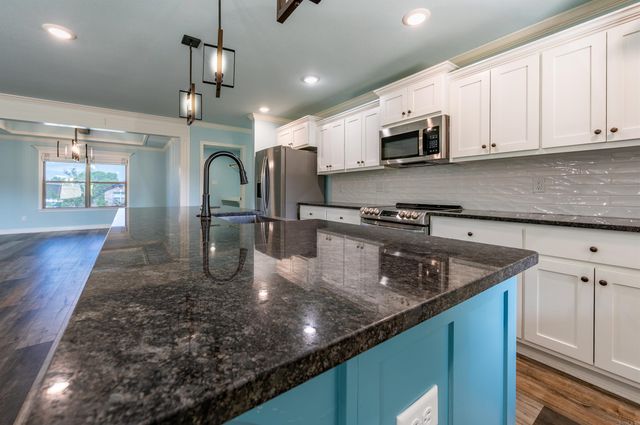 74 Cimarron Circle, Cabot, AR 72023