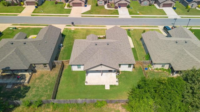 74 Cimarron Circle, Cabot, AR 72023