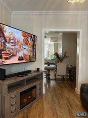 38 Rowland Street, Newark, NJ 07104
