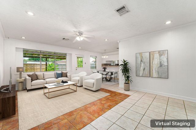 3114 Brookhollow Drive, Deer Park, TX 77536