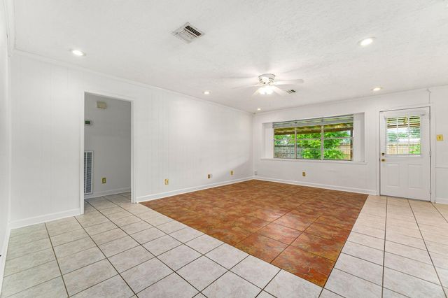 3114 Brookhollow Drive, Deer Park, TX 77536